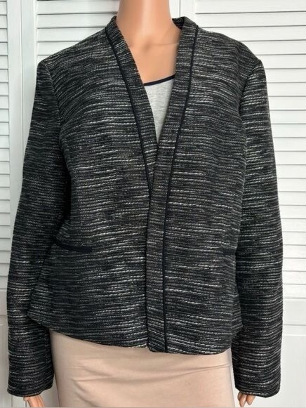 Nine West Black and Gray Textured Open-Front Blazer Jacket with some sheen